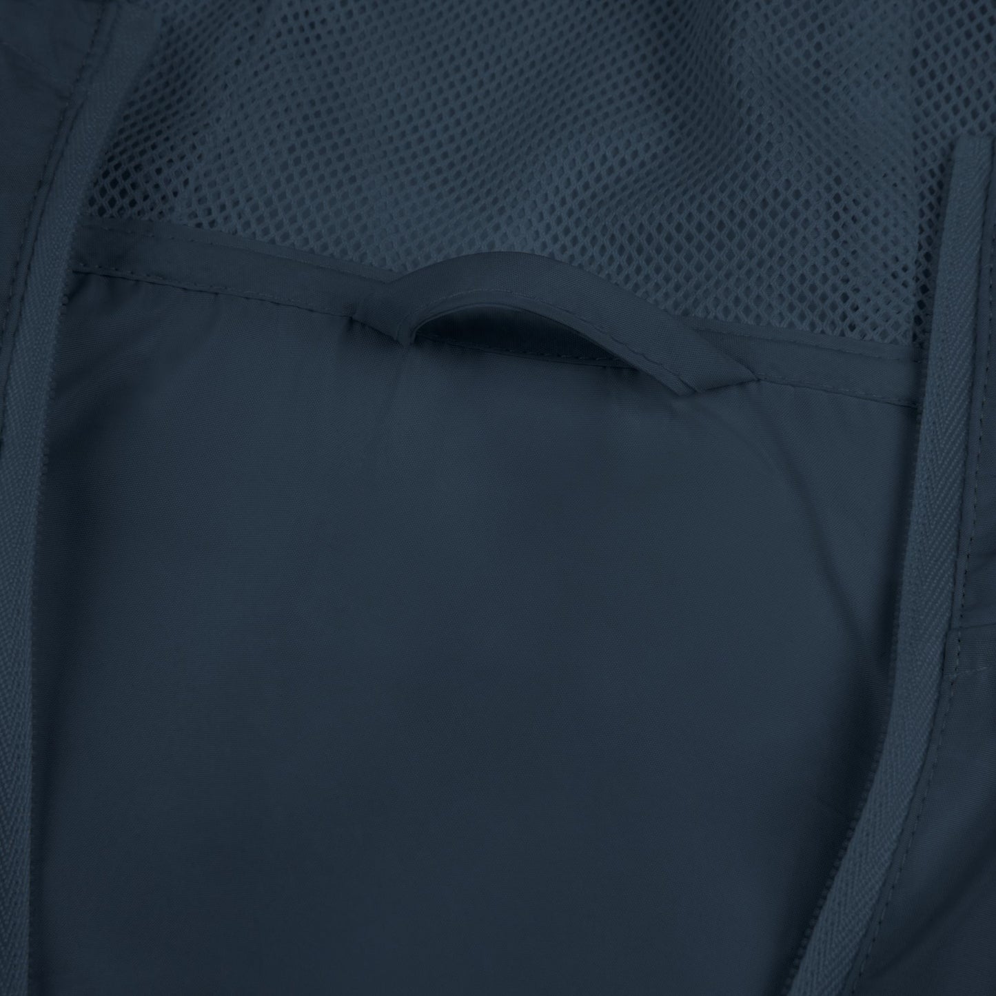 lightweight windbreaker jacket